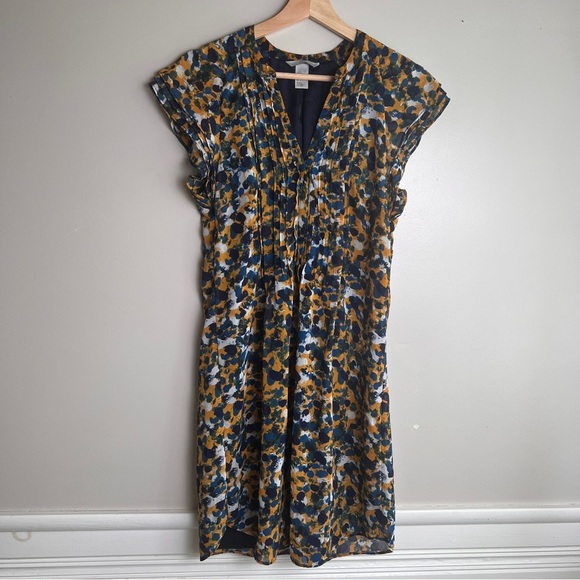H&M Multicolor Abstract Knee Length Dress Size S Fully Lined EUC - Picture 1 of 9